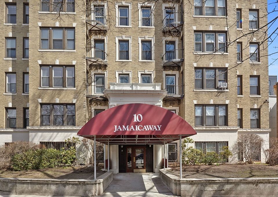 1st image of 10 Jamaicaway APT 28