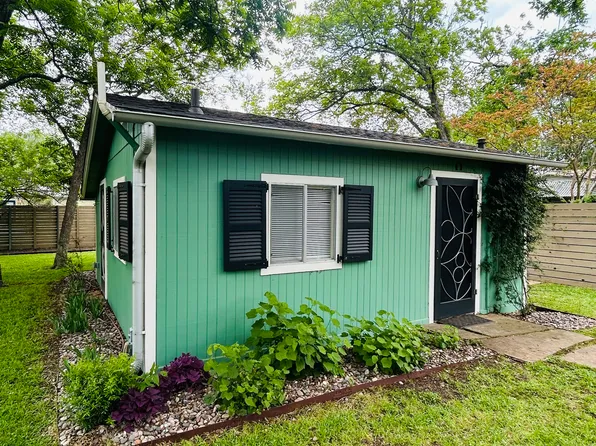 1807 W Saint Johns Ave #B, Austin, TX 78757