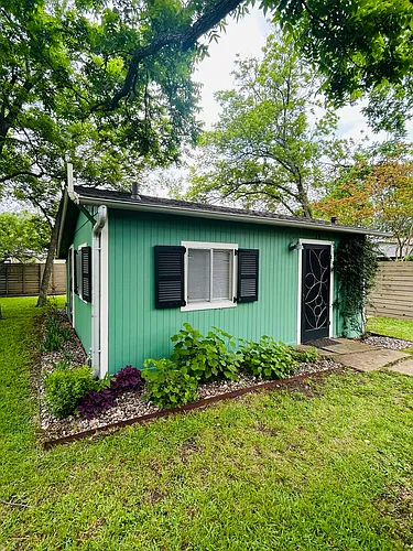 1807 W Saint Johns Ave #B Photo 1