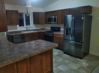 8121 E Snow Cave Cir #B, Wasilla, AK 99654
