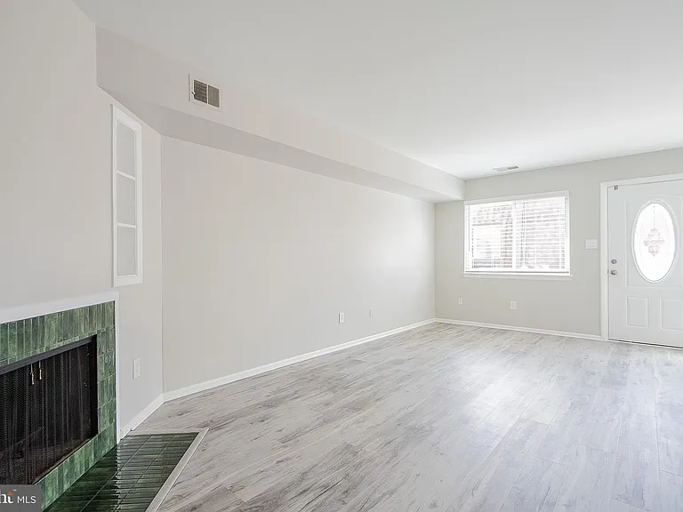7932 Silverada Pl #126E — Photo 16