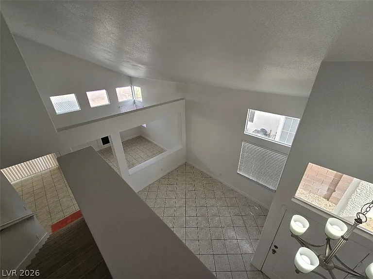 3515 Autumn Rain Ct — Photo 9