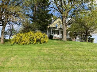 W6893 Willow Rd, Juneau, WI 53039