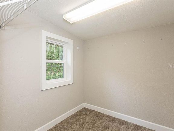 4th image of 1166 E Church St