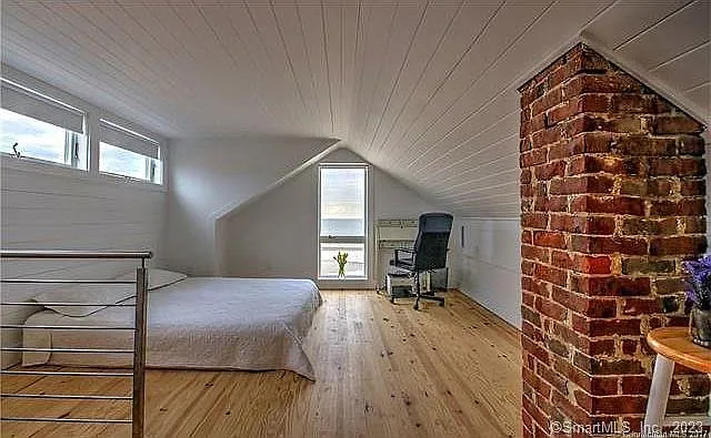 15 Merwin Ave — Photo 13