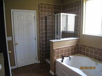 3rd image of 1812 Saffron Plum Ln