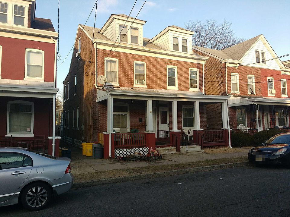 2nd image of 1612 Genesee St