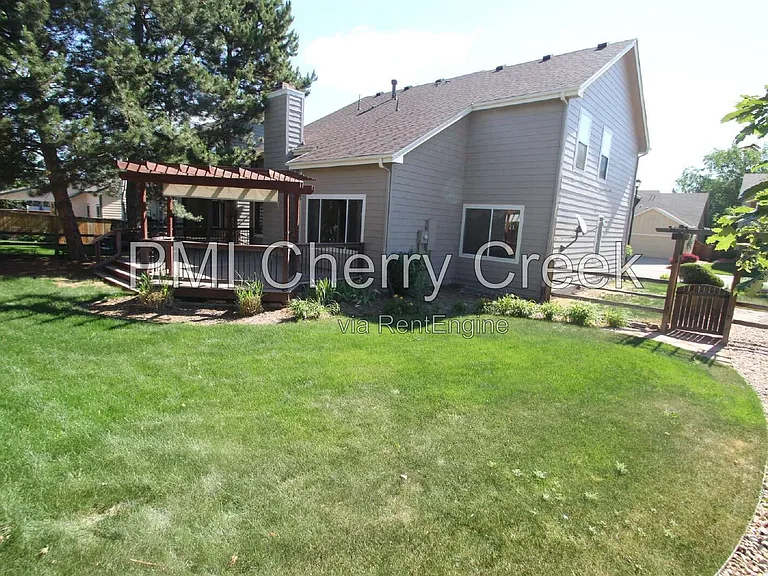 9800 Foxhill Cir — Photo 29