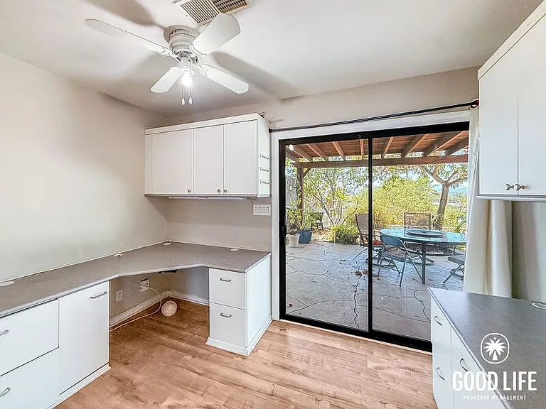 9719 Castaic Ct — Photo 17