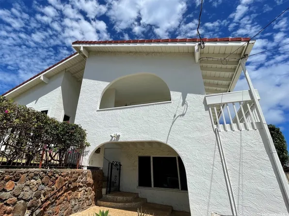 1499 Alencastre St, Honolulu, HI 96816