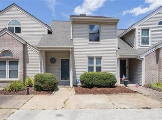 751 S Lake Cir, Chesapeake, VA 23322