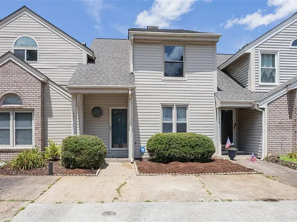 751 S Lake Cir, Chesapeake, VA 23322