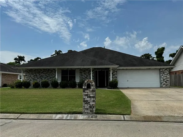 303 Good News Ave, Belle Chasse, LA 70037