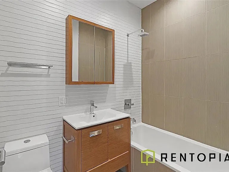 148 S 4th St #202B — Photo 5