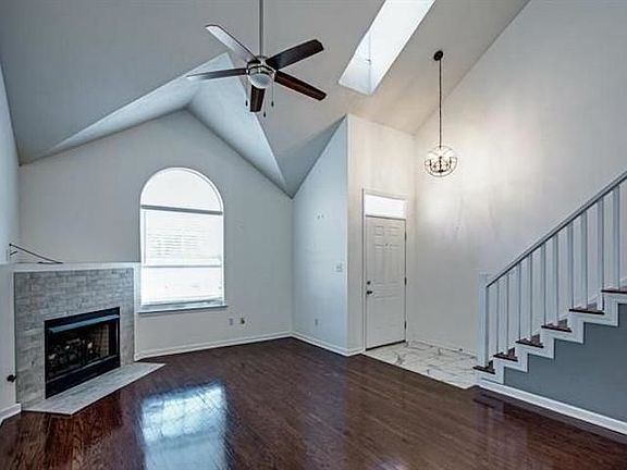 3rd image of 1358 Pawnee Pointe Ct