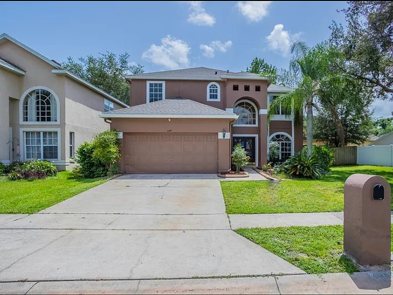 4493 Drayton Ln — Photo 1