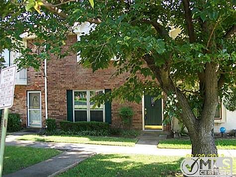 2nd image of 53 W Townhouse Ln