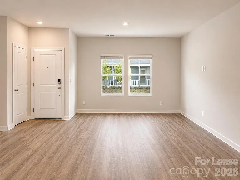 105 Ciara Pl #C — Photo 4