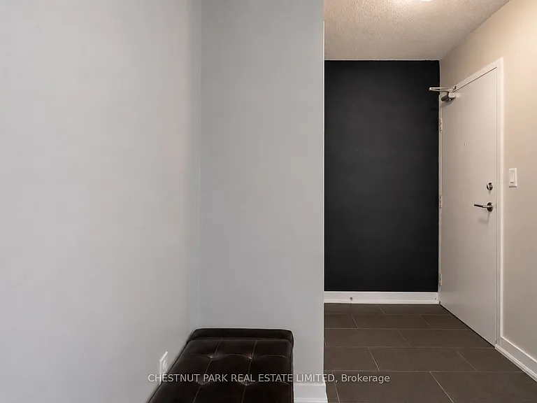 15 Fort York Blvd #710 — Photo 13