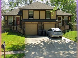 12821 S Blackfoot Dr, Olathe, KS 66062