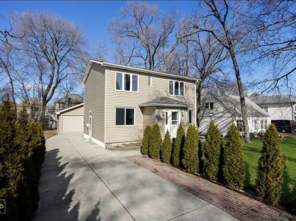 105 E Red Oak Ave, Bensenville, IL 60106