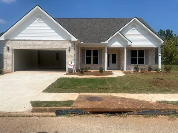950 Park Place St, Social Circle, GA 30025