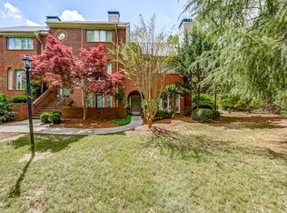 4 Westfair Ct, Sandy Springs, GA 30328
