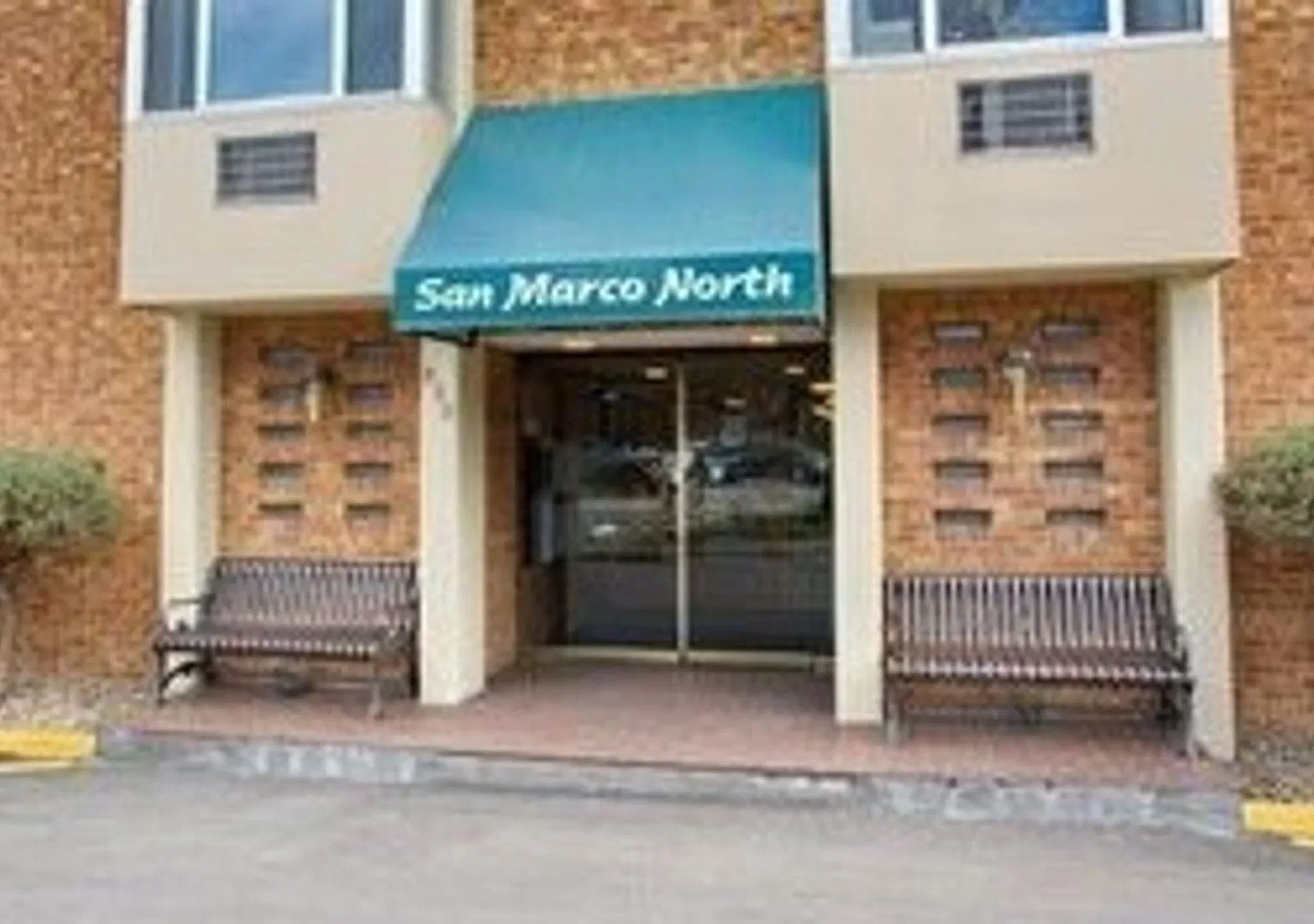 Rarely available, 7th Floor Condo in San Marco North! — Photo 2