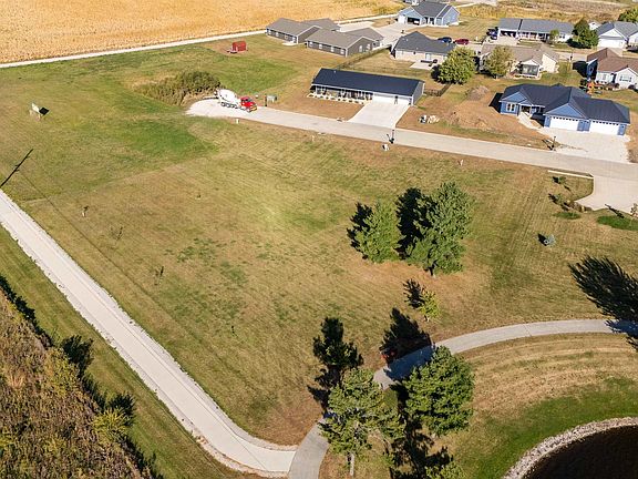 5th image of 803 & 805 Pine Dr SW