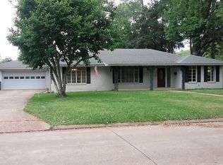 3224 Madonna Dr, Alexandria, LA 71301