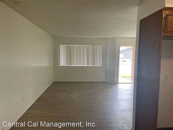 4th image of 5024 Appleblossom Dr APT 1