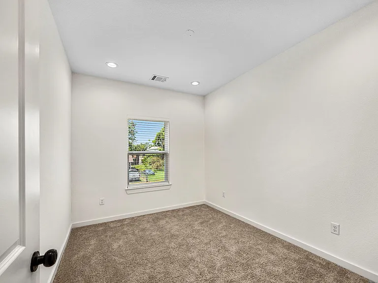 5700 Elysian St — Photo 19