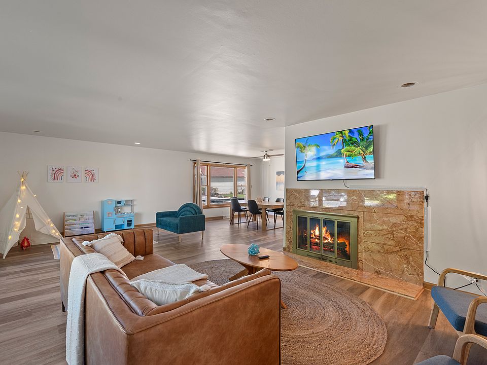 1st image of 2742 N Avondale Blvd #2742