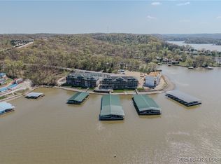 255 Plaza Beach Dr UNIT 2B, Camdenton, MO 65020