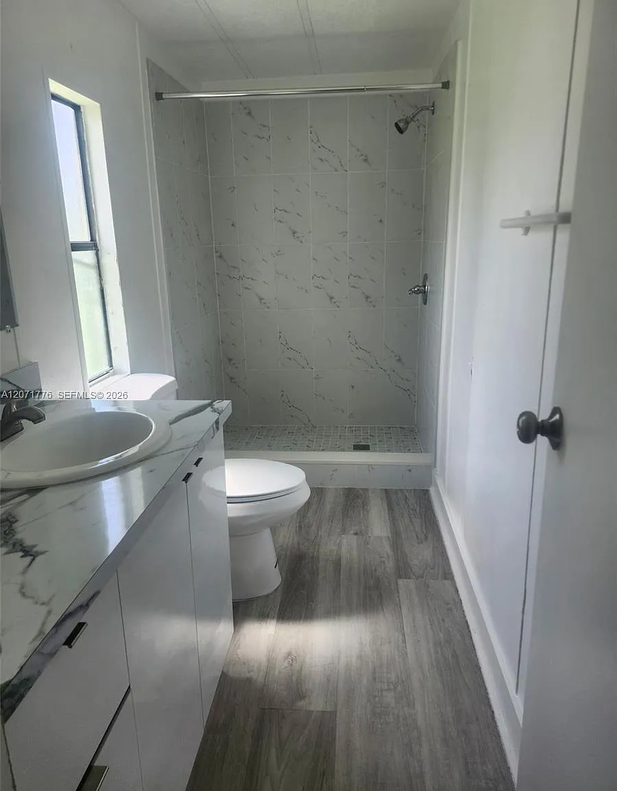 Tropical Mobile Home Estat — Photo 4