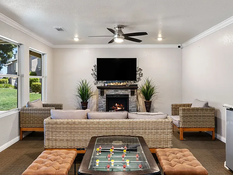 River Run Apartments — Photo 1
