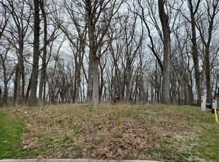 1079 George Ade Ct, Crown Point, IN 46307