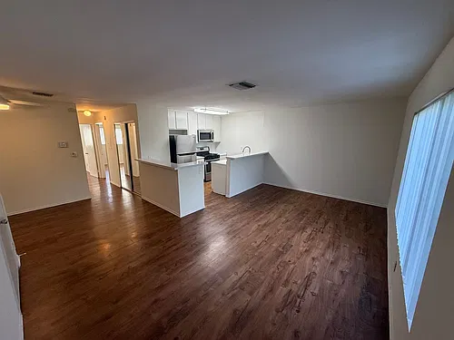 Floor plan 214