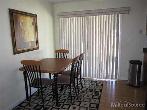 4th image of 23721 Joy St