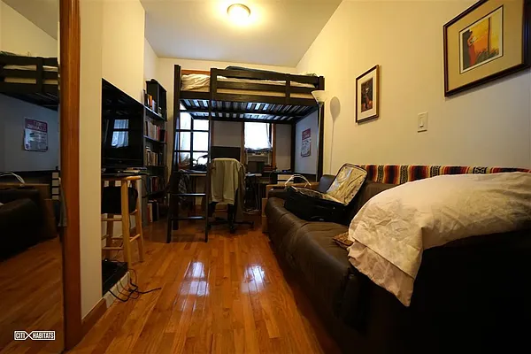 Rented by Citi Habitats | media 10