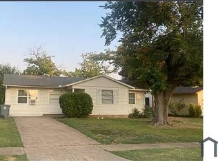 12110 Hoblitzelle Dr, Dallas, TX 75243