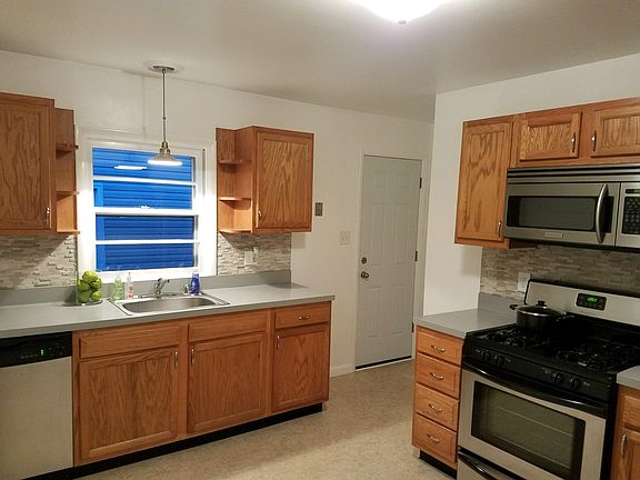 2nd image of 107 Forrest Ave