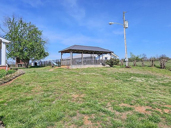 3rd image of 26864 W Limestone School Rd