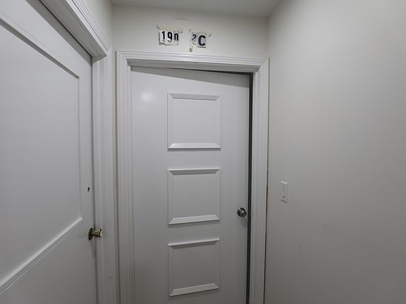 4th image of 190 Broadway #2C