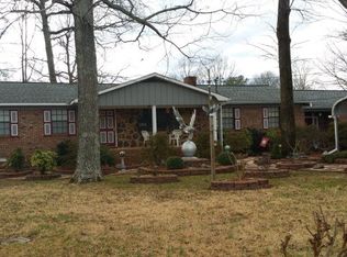 1055 Sloss Cir, Russellville, AL 35654
