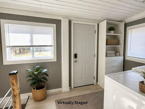 2nd image of 2724 College Ave