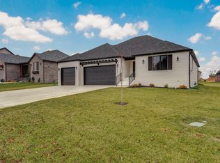 4447 E Kenwood Dr, Springfield, MO 65802