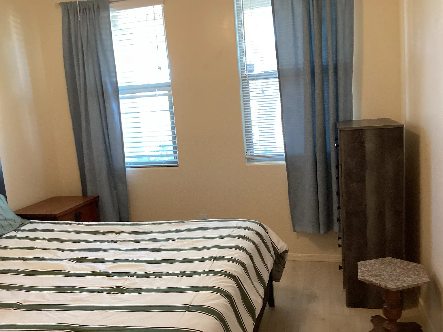 1 bed, 1624 sqft, $600 — Photo 2