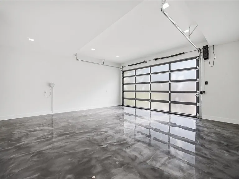 3106 Newcastle Dr — Photo 42