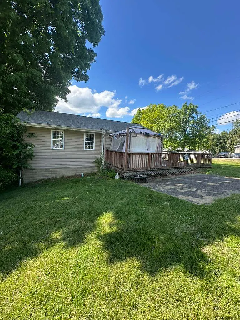 2 bed, $2,200 — Photo 4